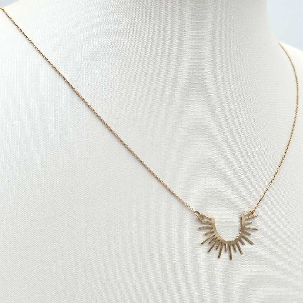 گردنبند خورشید تابان کد 00189